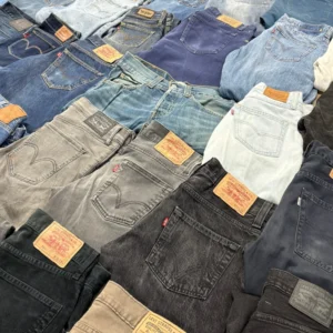 BOX JEANS LEVI'S AL Kg GRADO A + +