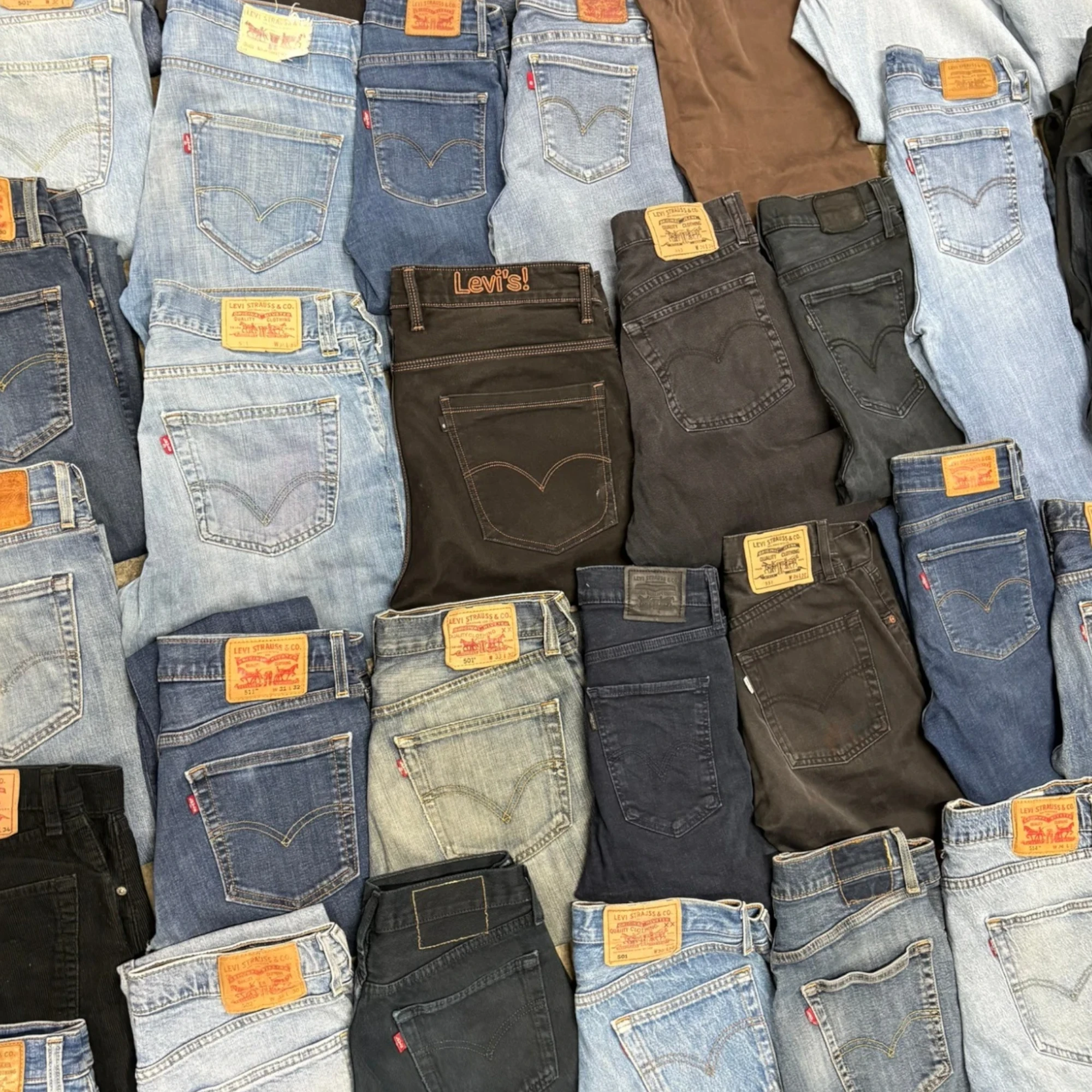 BOX JEANS LEVI'S AL Kg GRADO A + + - immagine 5