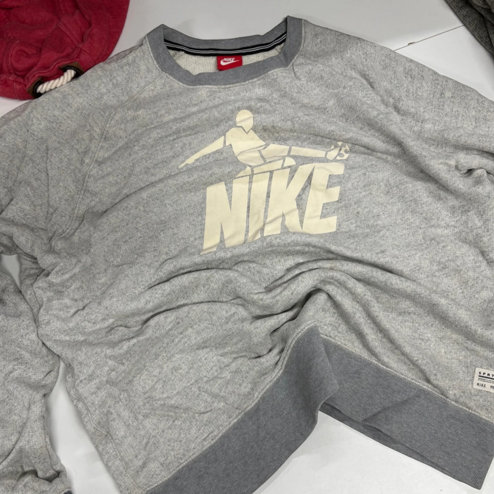 BOX FELPE E PANTALONI TUTA MIX FIRMATO 25 Kg - immagine 6